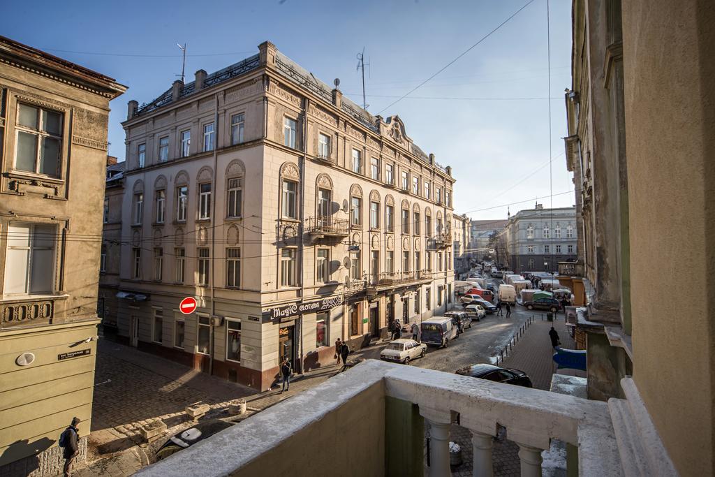 Teatralnaya *